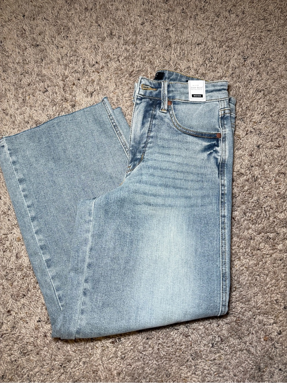 Judy Blue Light Wash Women’s Wide leg crop Jeans